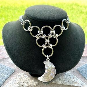 Maille stainless steel necklace with rainbow iridescent druzy quartz moon charm
